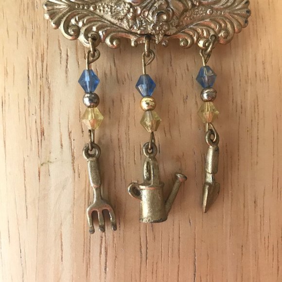 Gardener Pin Brooch Handmade VTG Gardening Tools - Picture 6 of 8